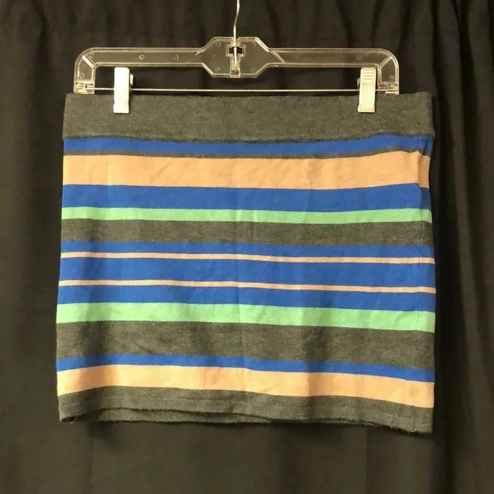 Twelve x Twelve Gray Stripped Skirt L